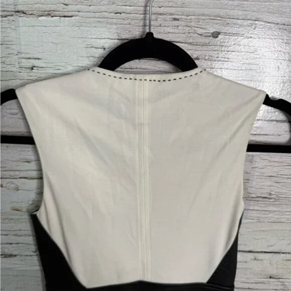 Bebe Black and White Zippered Dress bodycon size 2 - Picture 5 of 7